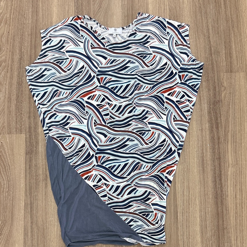 Asymmetrical Wave Pattern Dress